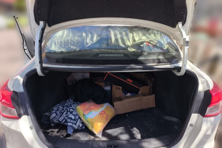 Used Nissan Lannia 2016 1.6L CVT Smart Cool Edition Trunk