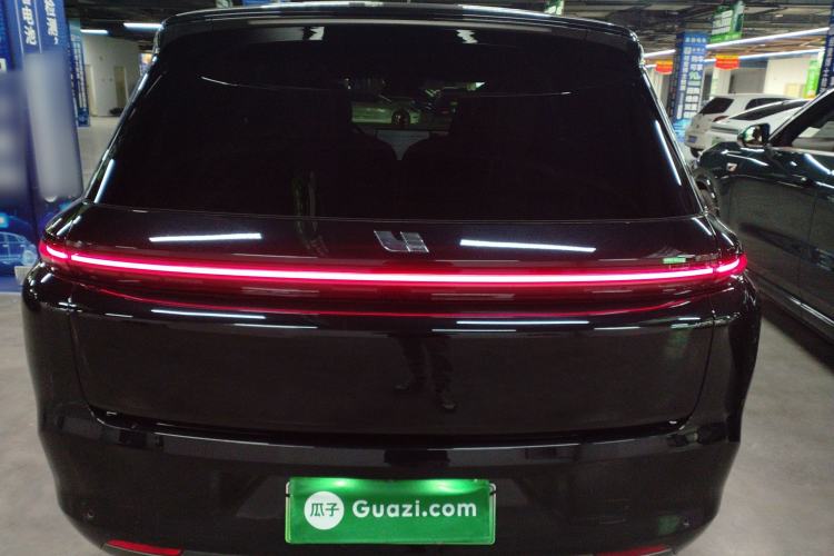 Used Li Auto L8 2023 Pro Model
