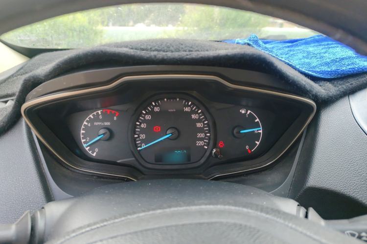 Used Ford Escort 2015 1.5L Manual Comfort Model
