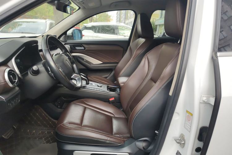 Used Wey VV6 2018 2.0T Two-Wheel-Drive Ultra-Luxury Version China V Standard
