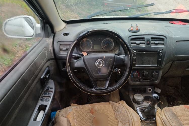 Used Dongfeng Fengon 330 2014 1.2L Manual Practical Version DK12-07 Steering Wheel