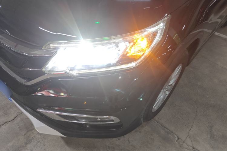 Used Honda CR-V 2016 2.0L two-wheel drive Urban Edition