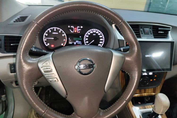 Used Nissan Sylphy 2014 1.6XV CVT Deluxe Edition
