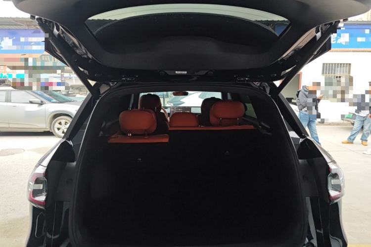 Used CHANGAN NEVO Q07 2025 215 Flagship PLUS Trunk