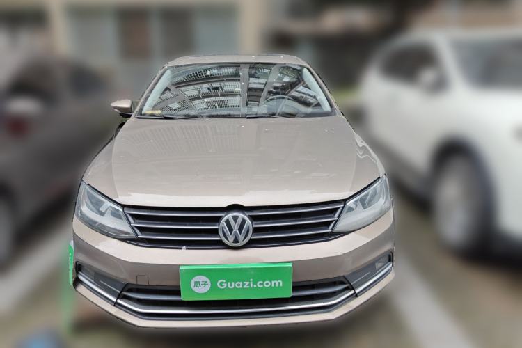 Used Volkswagen Sagitar 2017 180TSI Automatic Luxury Edition Front