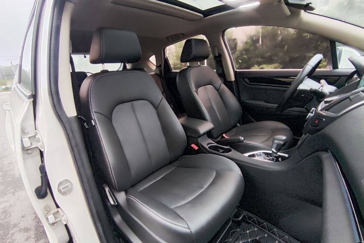 Used Dongfeng Aeolus AX5 2017 1.4T Automatic Fun Edition
