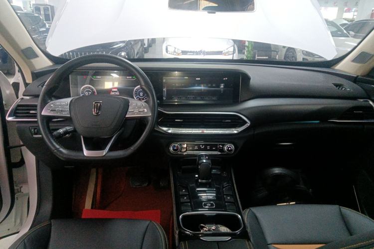 Used Bestune T77 2019 230 TID Automatic Prestige Version China V Emission Standard