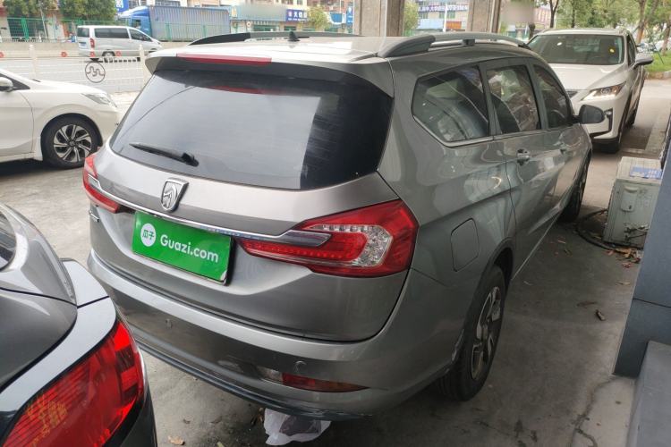 Used Baojun 310W 2017 1.5L Manual Luxury Edition China V