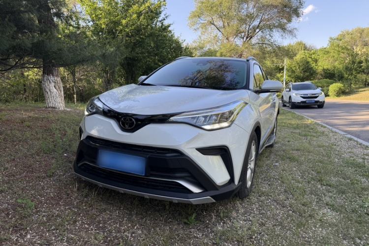 Used Toyota IZOA 2021 2.0L Enjoy Edition