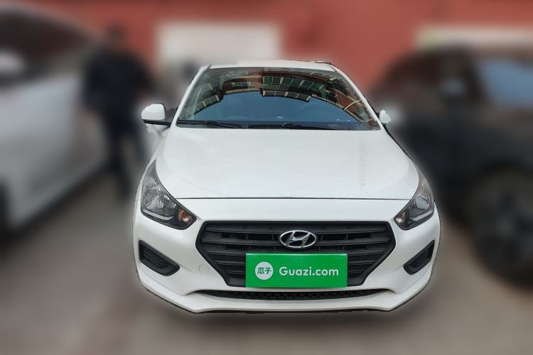 Used Hyundai Verna (older generation) 2017 1.4L Manual Refreshed Version China VI Standard