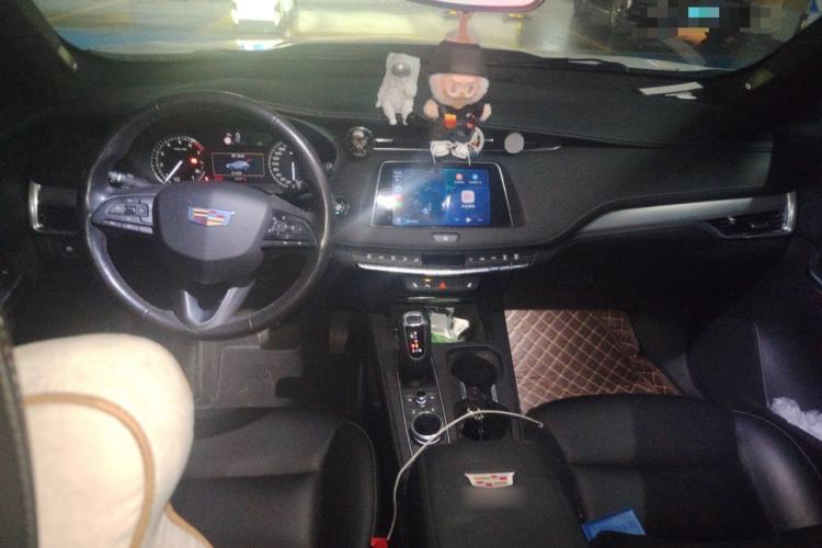 Used Cadillac XT4 2018 28T Two-Wheel Drive Leading Version