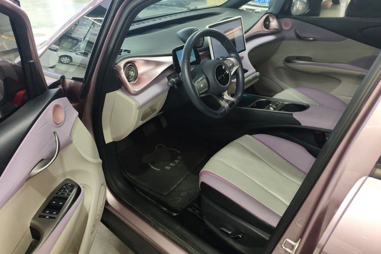 Used BYD Dolphin 2023 420 km Fashion Edition
