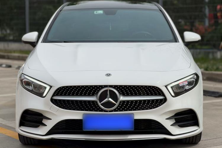 Used Mercedes-Benz A-Class 2021 A 200 L Sport Sedan Fashion Model
