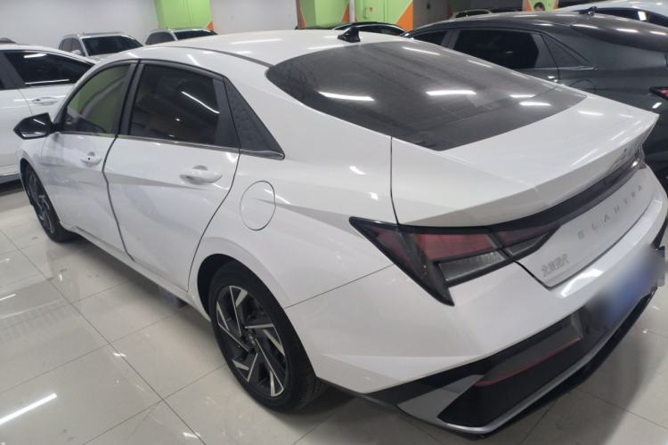 Used Hyundai Elantra 2023 1.5L CVT GLX Elite Edition Rear Left 45 Deg