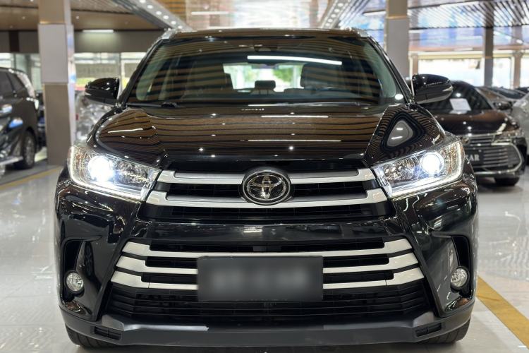 Used Toyota Highlander 2018 2.0T Four-Wheel Drive Luxury Edition 7 Seats China V Emission Standard Exterior 2