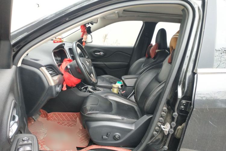 Used Jeep Cherokee 2017 2.4L Leading Edition