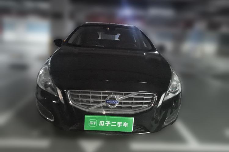 Used Volvo V60 2013 T5 Comfort Edition