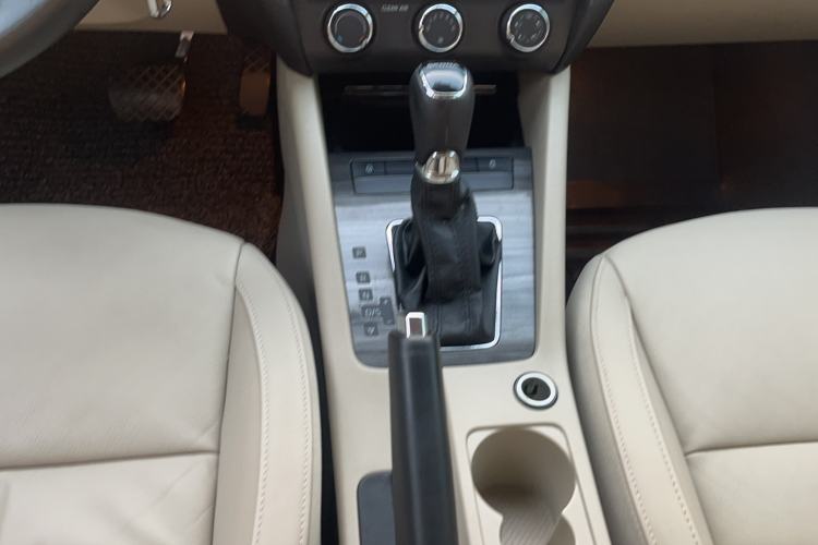 Used Skoda Octavia 2016 1.6L Automatic Smart Drive Edition