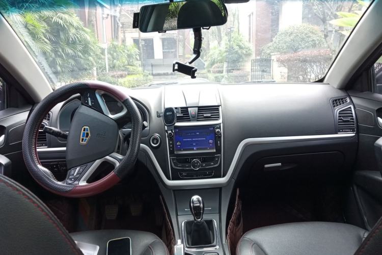 Used Geely Auto Emgrand 2015 Sedan 1.3T Manual Upward Edition
