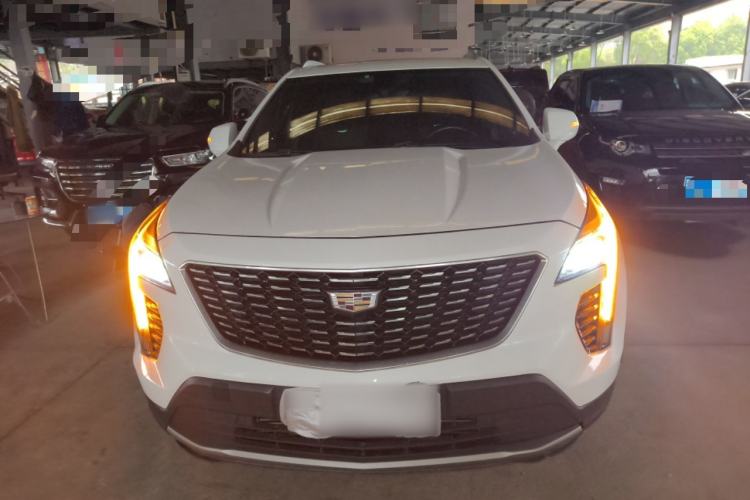 Used Cadillac XT4 2020 28T Two-Wheel-Drive Leading Version
