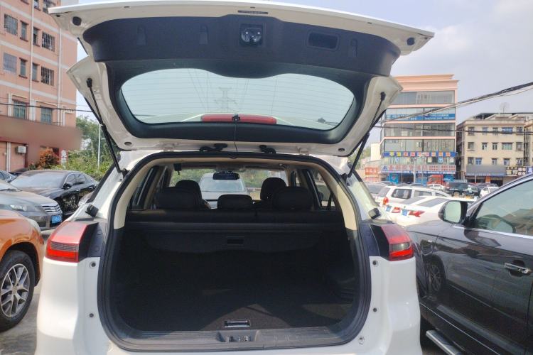 Used Geely Auto Emgrand X7 Sport 2018 1.8TD Automatic Two-Wheel Drive Smart Connect 4G Internet Edition