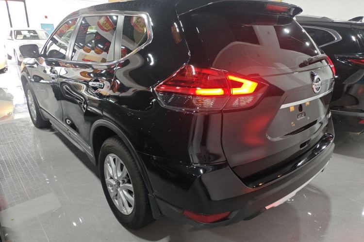 Used Nissan X-Trail 2023 Classic 2.0L Two-Wheel Drive Smart Connect & Comfort Edition
