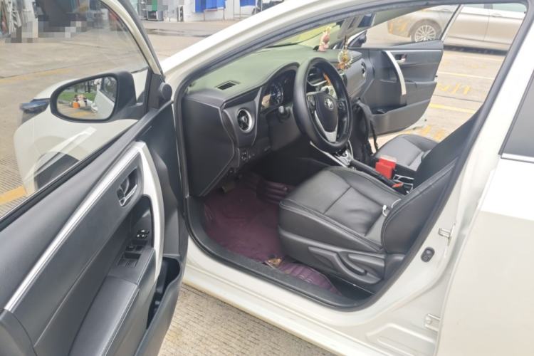 Used Toyota Corolla Hybrid E+ 2019 1.8L E-CVT Luxury Edition Driver Seat