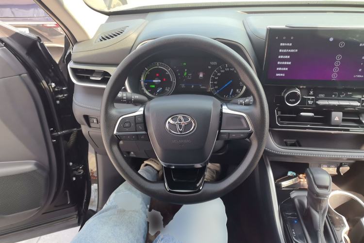 Used Toyota Highlander 2023 2.5L Smart Electric Hybrid Dual-Engine Two-Wheel Drive Elite Version 5 Seats Steering Wheel
