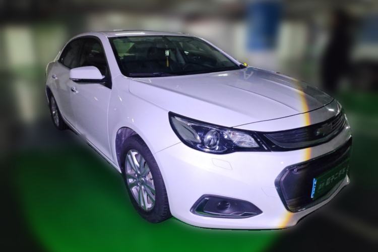 Used Chevrolet Malibu 2016 1.6T Automatic Luxury Edition Front Right 45 Deg