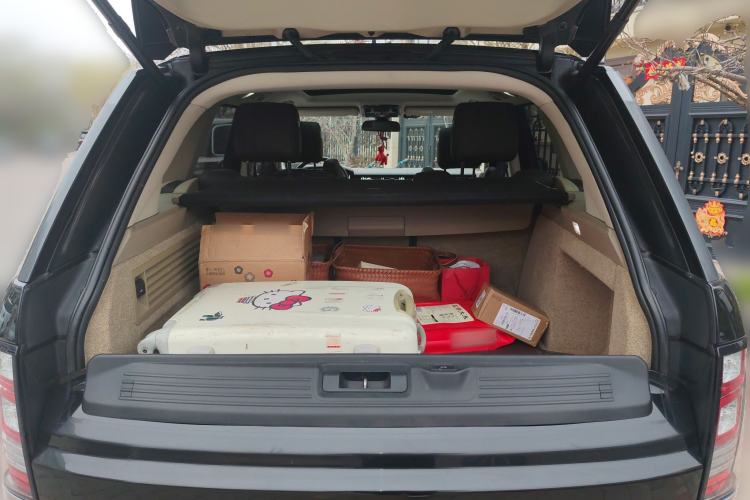 Used Land Rover Range 2016 3.0 SC V6 Vogue Trunk