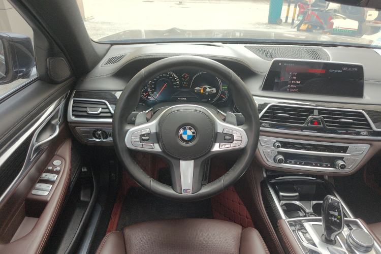 Used BMW 7 Series 2018 740Li M Sport Package Leading Model Steering Wheel