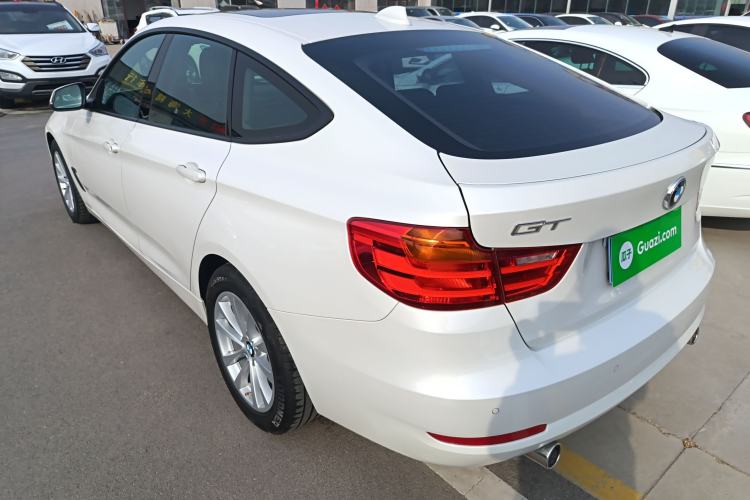 Used BMW 3 Series GT 2016 320i Fashion Model Rear Left 45 Deg