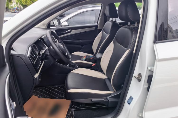 Used Jetta VS5 2024 Model, 5th Anniversary Edition Left Front Seat