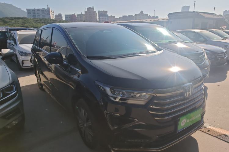 Used Honda Odyssey 2024 2.0L eHEV Sharp & Smart Edition