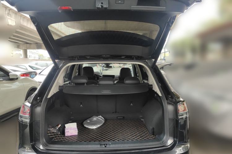 Used Volkswagen Tayron 2023 Revised Version 380TSI All-Wheel Drive R-Line High-Energy Edition Trunk