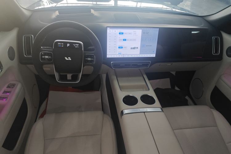 Used Li Auto L9 2023 Pro Model Center Console