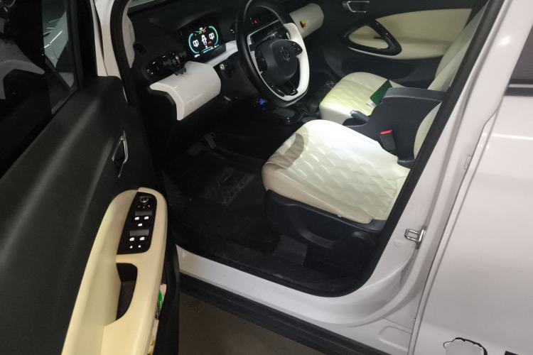 Used Leapmotor T03 2021 400 Lite Edition Lithium Iron Phosphate Driver Seat