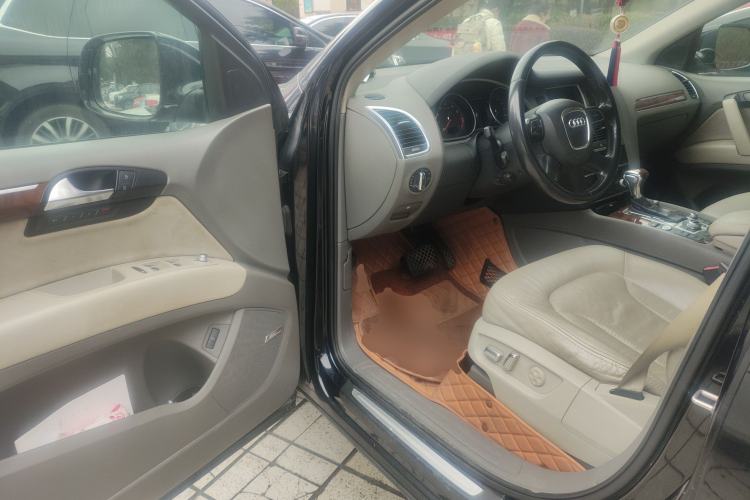 Used Audi Q7 2013 35 TFSI Comfort Model