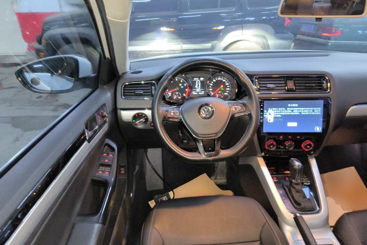 Used Volkswagen Sagitar 2018 280TSI DSG Ignite Edition
