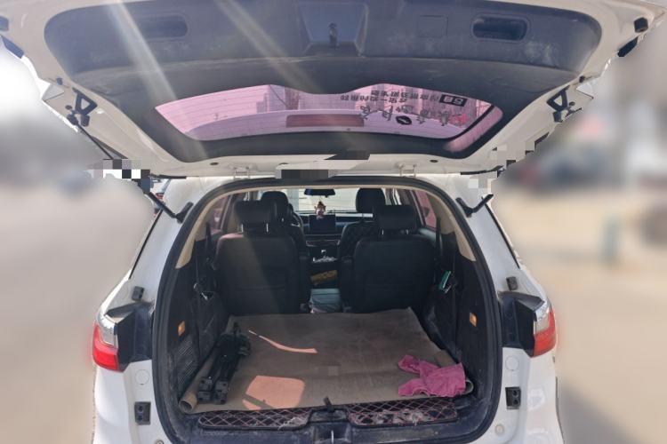 Used BYD Song MAX 2019 1.5T Manual Smart Connect Ruiyi Sunroof Model 6 Seats China VI Standard
