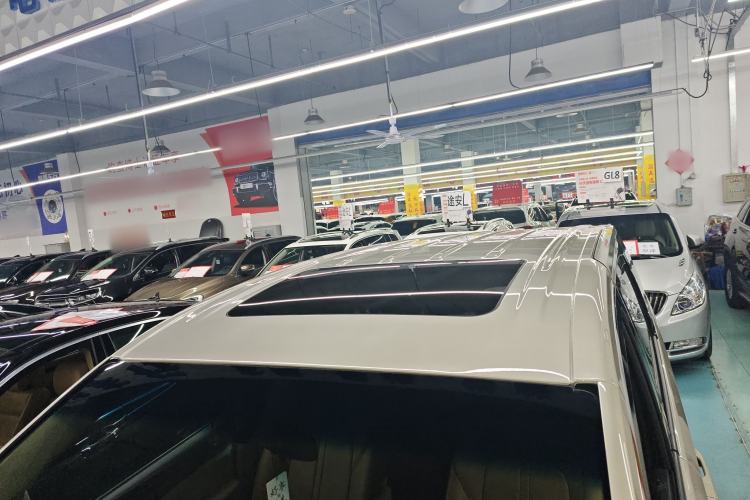 Used Buick GL8 2018 ES 28T Premium Model China VI Standard
