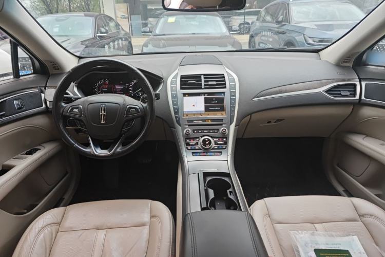 Used Lincoln MKZ 2017 2.0T Luxury Edition
