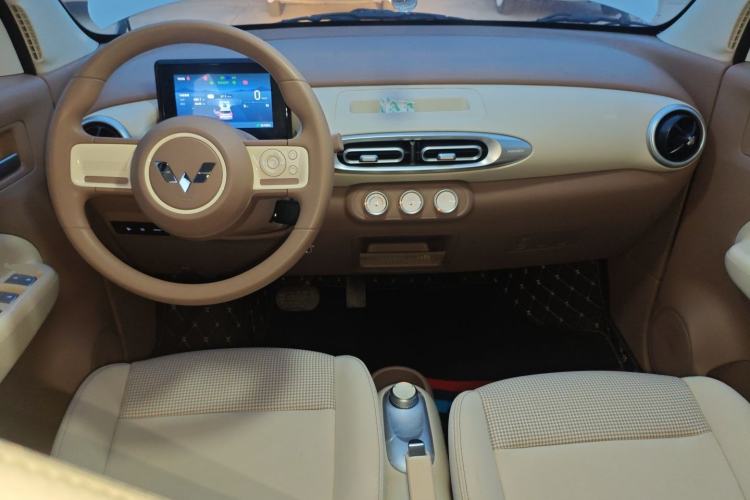 Used Wuling Hongguang MINIEV 2025 Four-Door Version Advanced Edition
