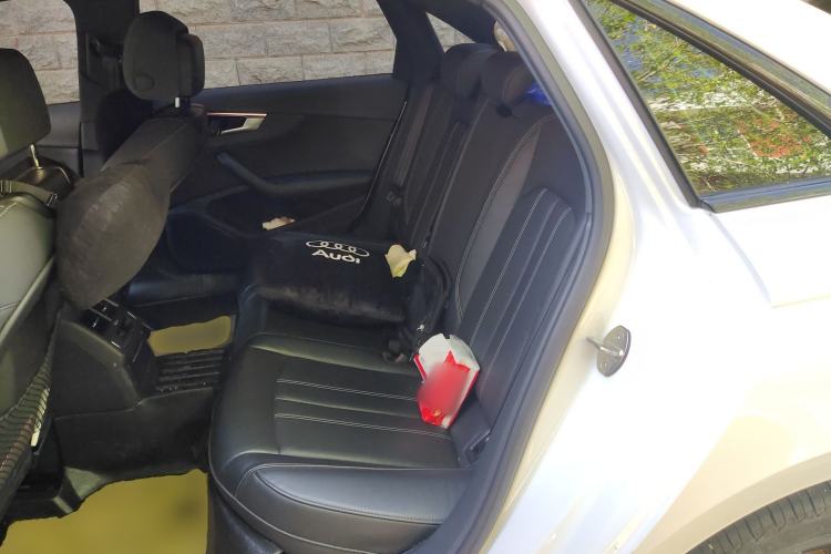 Used Audi A4L 2023 40 TFSI Luxury Dynamic Model Left Rear Seat