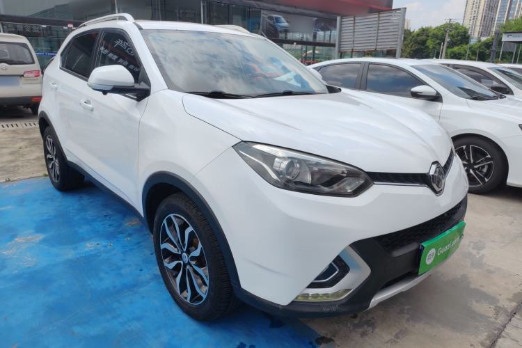 Used MG GS 2015 1.5TGI TST Luxury Edition Front Right 45 Deg