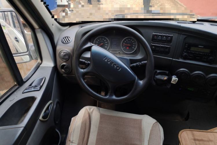 Used Iveco Power Daily 2013 2.5T-A37 Dual-Purpose High-Roof Van