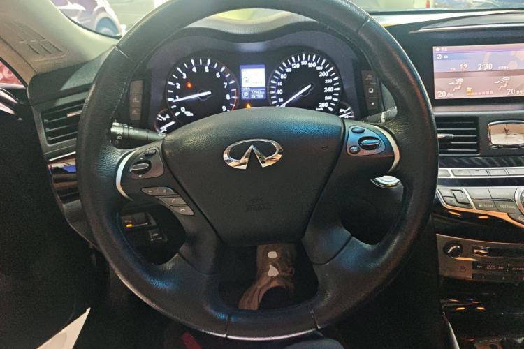 Used Infiniti Q70 2017 Q70L 2.5L Elite Edition Steering Wheel