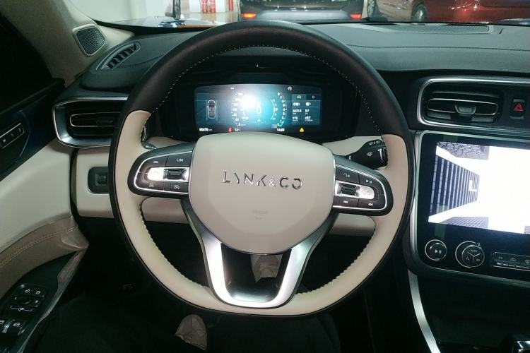 Used Lynk & Co 01 2019 2.0T Two-Wheel Drive Zhaopu Version China V Standard