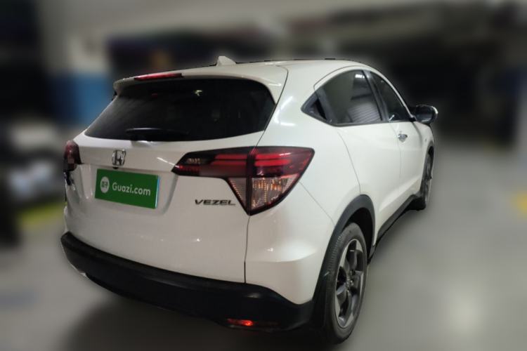 Used Honda Vezel 2017 1.8L CVT Front-Wheel Drive Pioneer Edition Rear Right 45 Deg