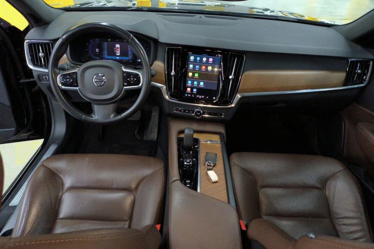 Used Volvo S90 2022 B5 Zhiyi Luxury Edition